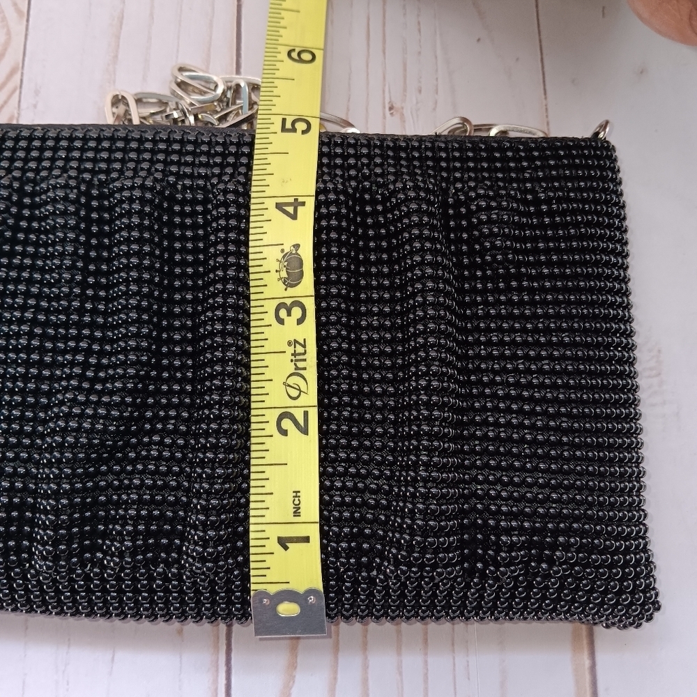 La Regale Mesh Evening Party Small Purse Chain Link Strap - Picture 6 of 15